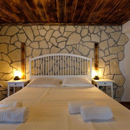 קרק Rustic Apartment Evelin מראה חיצוני תמונה