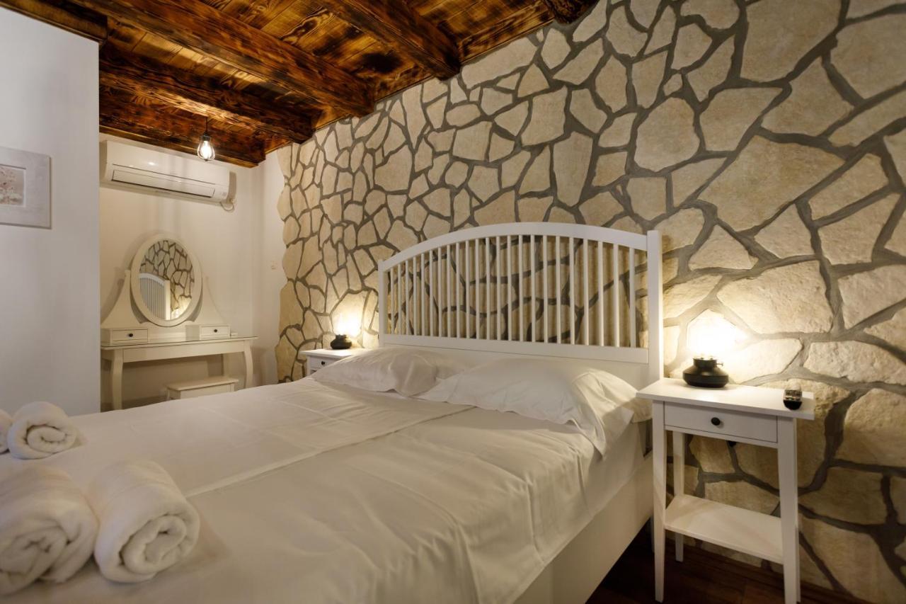 קרק Rustic Apartment Evelin מראה חיצוני תמונה