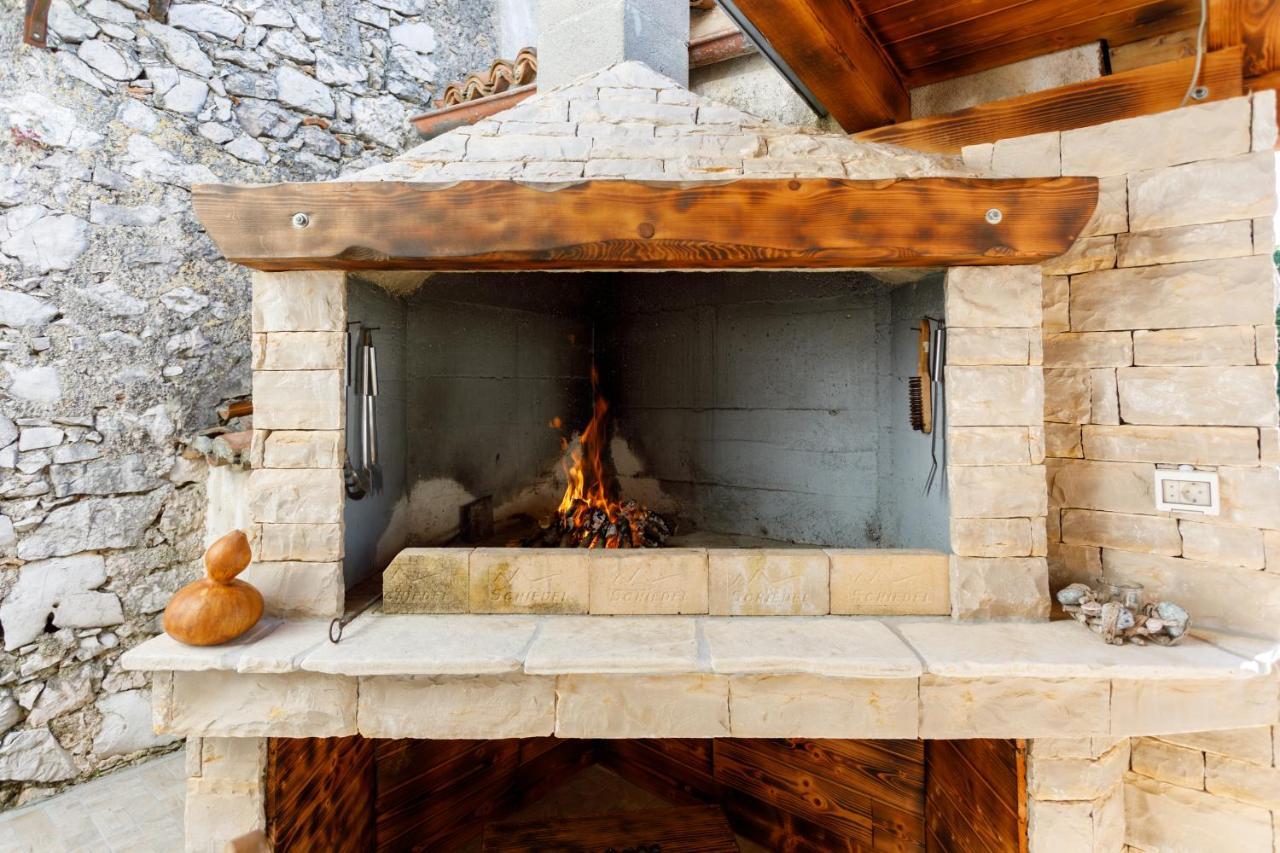 קרק Rustic Apartment Evelin מראה חיצוני תמונה
