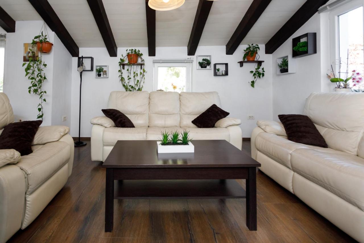 קרק Rustic Apartment Evelin מראה חיצוני תמונה